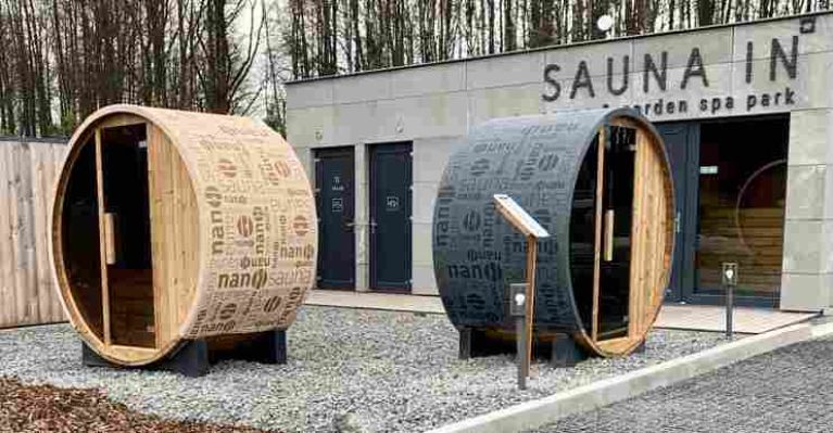 NOVÁ EXPOZÍCIA PRED SAUNA & GARDEN SPA PARKOM SAUNA-IN